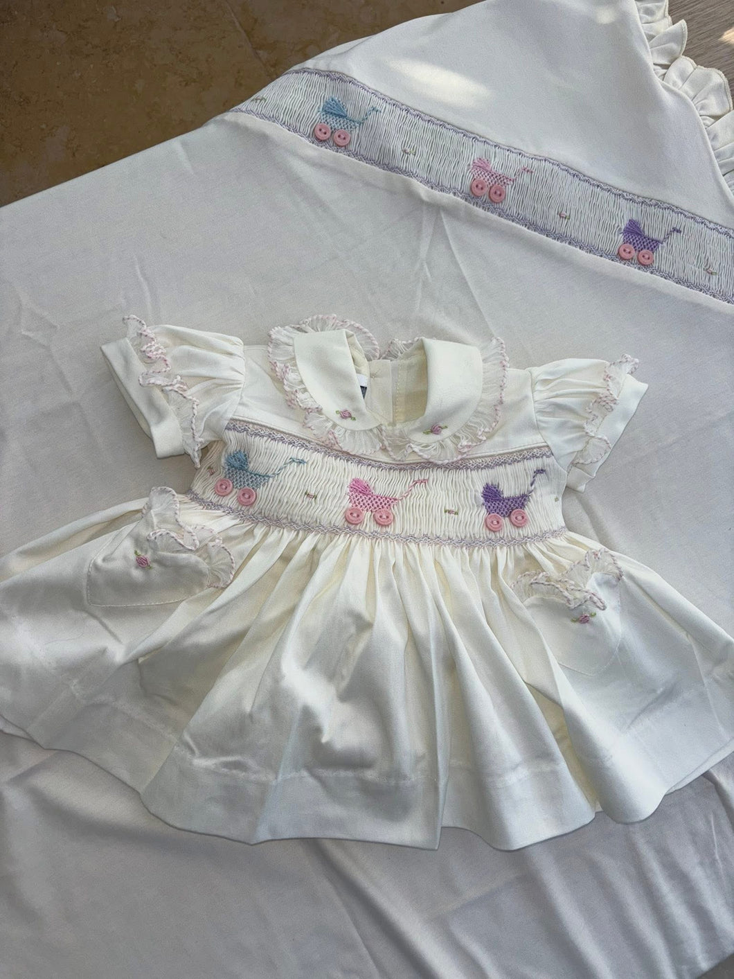 Prams dress
