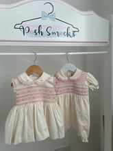 Load image into Gallery viewer, Cream and pink sleeveless
